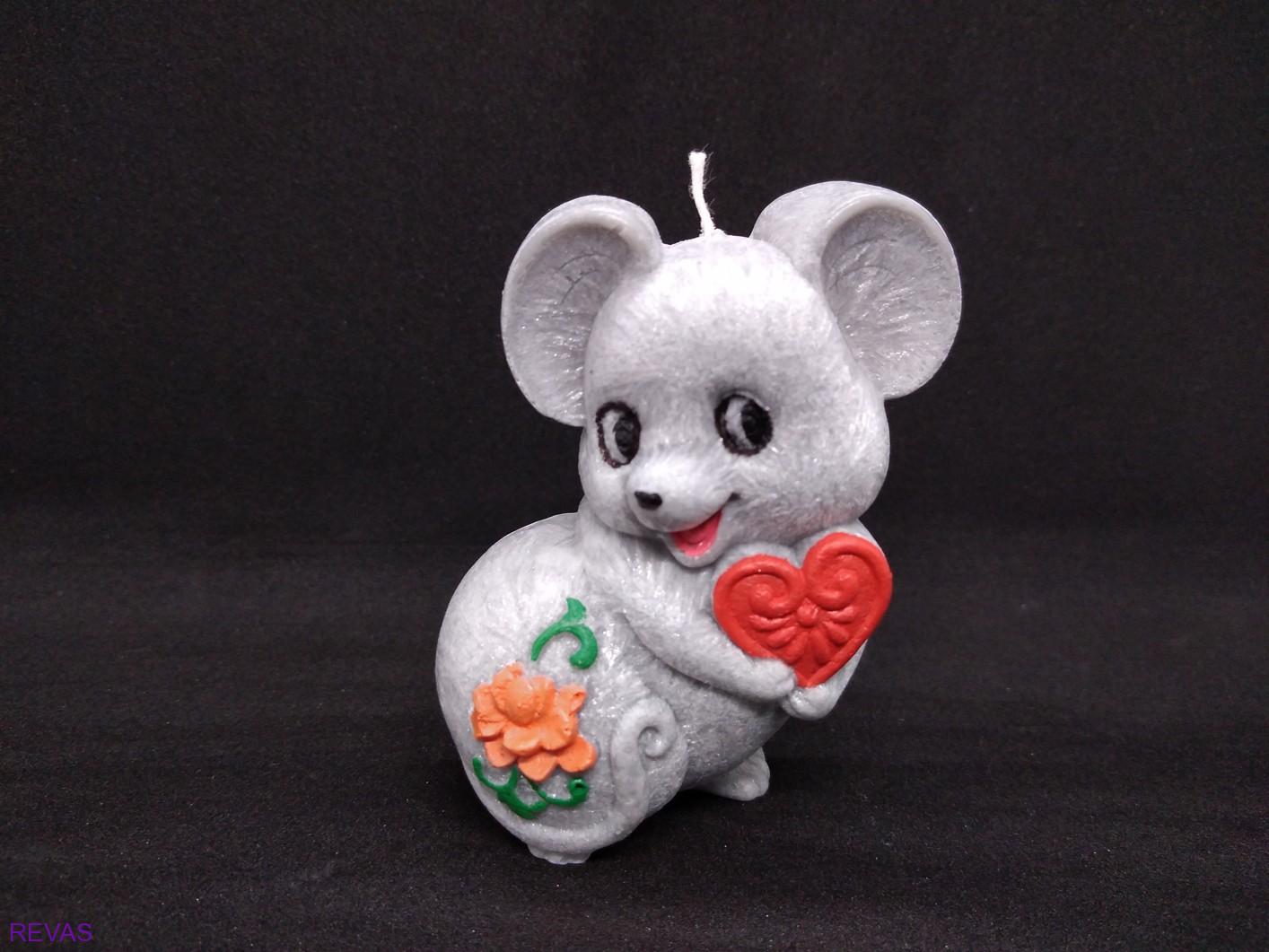 Svíčka myška z palmového vosku, rozměr 8 x 6 x 3,5  cm