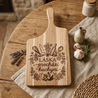 Kuchyňské prkénko s gravírováním – Láska prochází kuchyní
