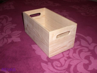 Dřevěná bedýnka - d x š x v - 28 x 15 x 13,5  cm